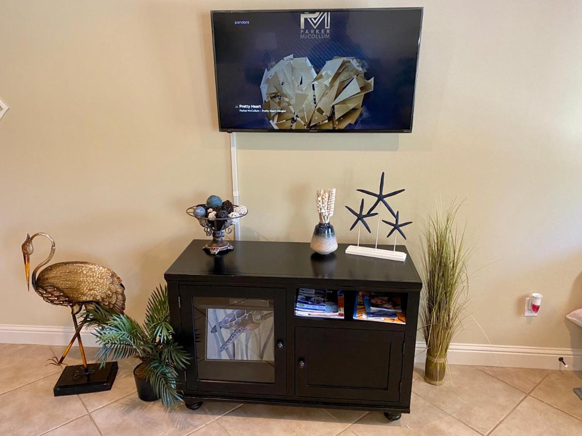 Condo W Pool Near Beaches, Dining, Shopping, Etc Gulf Shores Eksteriør bilde